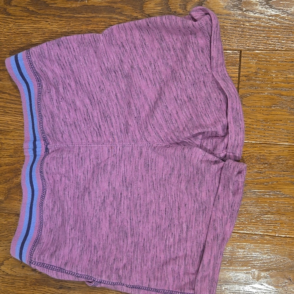 Roots kids size 12 shorts - Picture 2 of 5